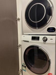 Φωτογραφία από το άλμπουμ του Private Room in Shared Apartment close to CBD στη Μελβούρνη