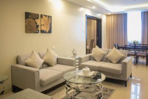Iloilo Gateway Hotel and Suites的休息区