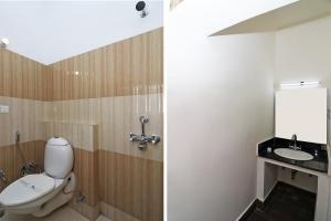 Koupelna v ubytování Hotel Amar MLS Heights + 15 fotografií