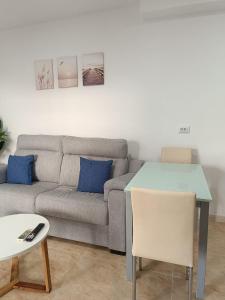 A seating area at Vera Natura Apartamento Iker