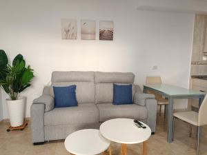 A seating area at Vera Natura Apartamento Iker
