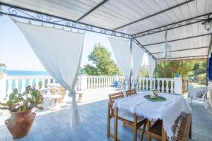 Balkón nebo terasa v ubytování Splendida casa vista mare a Peschici