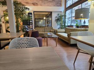 Posezení v ubytování Sure Hotel By Best Western Lorient Centre