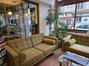 Posezení v ubytování Sure Hotel By Best Western Lorient Centre + 37 fotografií