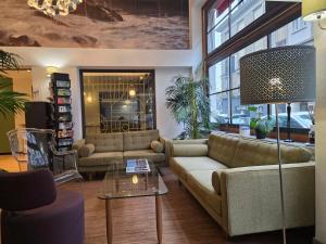 Posezení v ubytování Sure Hotel By Best Western Lorient Centre