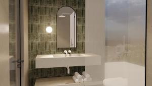 Alizo Comfort Chic Stay Rhodes - Adults Only tesisinde bir banyo