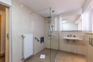 Koupelna v ubytování Appartement Tschol