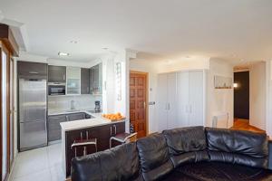 Kuchyň nebo kuchyňský kout v ubytování SUPER Offer Week 11to17 Aug25 Downtown, terrace, parking