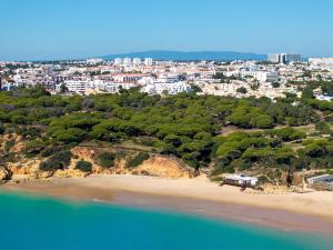 Gallery image of Santa Eulalia Hotel & Spa in Albufeira