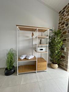 Postel nebo postele na pokoji v ubytování Trocadero Luxury Suites