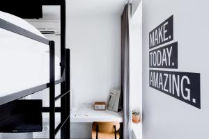 TV a/nebo společenská místnost v ubytování Hotel Hive