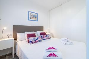 Posteľ alebo postele v izbe v ubytovaní Apart-rent Apartament Bahia 0023