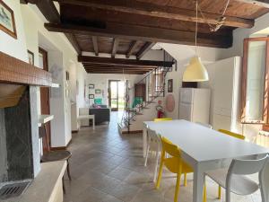 A seating area at Agriturismo valsiniga