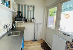 Gallery image of De Strandjuffer Petten in Petten