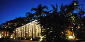 Zahrada ubytování Furama Resort Danang
