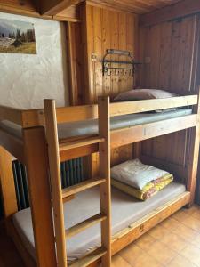 Postel nebo postele na pokoji v ubytování Gîte la montagne + 2 fotografie