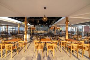 Restaurace v ubytování Crystal Aura Beach Resort & Spa - Ultimate All Inclusive