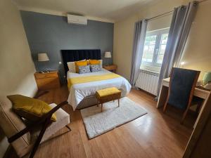 Ένα ή περισσότερα κρεβάτια σε δωμάτιο στο Alfatima +127 φωτογραφίες