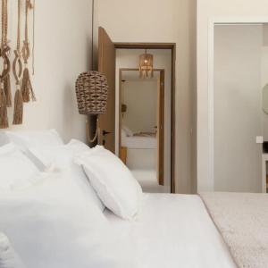 Gallery image of Batsi view house in Andros +14 photos