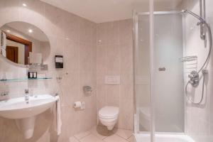 Bagno di Best Western Plus Grand Hotel Victor Hugo