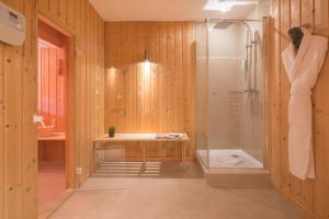 Bagno di Best Western Plus Grand Hotel Victor Hugo