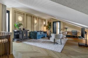 CoolRooms Palacio de Atocha休息區