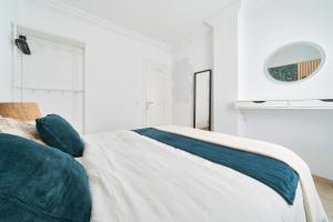 Posteľ alebo postele v izbe v ubytovaní Fantástico apartamento junto a la estación