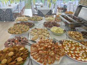 Afbeelding uit fotogalerij van Restaurante Residencial Pizzaria S. Estevão in Aguiar da Beira