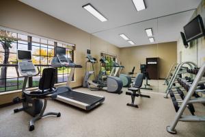 Fitness centrum a/nebo fitness zařízení v ubytování Residence Inn Dallas Addison/Quorum Drive