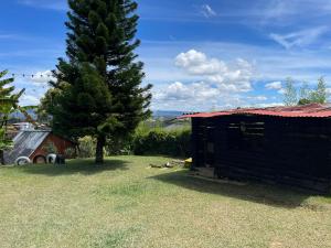 Fotografie z fotogalerie ubytování Encanto Verde cabaña sencilla v destinaci Marinilla