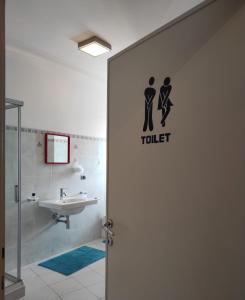 A bathroom at IL GIGLIO DI CAREGGI