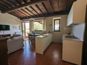 Kuchyň nebo kuchyňský kout v ubytování Sant'Antonio Country Resort