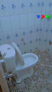 Ένα μπάνιο στο Appartement F4 Chambre double