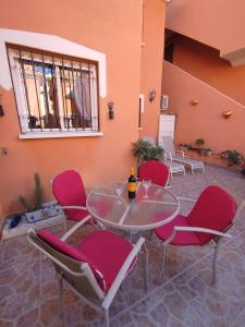 Fotografie z fotogalerie ubytování La Casa Roja v destinaci Villamartin + 9 fotografií