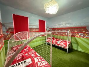 Fotografie z fotogalerie ubytování Anfield Abode - ENTIRE LFC THEMED HOUSE v destinaci Liverpool