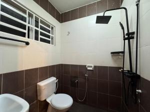 Ένα μπάνιο στο RK Homestay