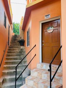 Afbeelding uit fotogalerij van Hibiscus View Apartment Rental in Runaway Bay