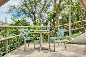 Φωτογραφία από το άλμπουμ του Kalikasan Glamping Resort near Manila with Overlooking Pool and Starlink σε Calauan