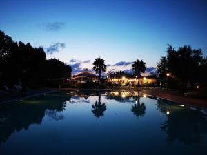 Φωτογραφία από το άλμπουμ του Feriendorf Le Tamerici Mobilehome Asinara für 5 Personen σε Marina di Cecina +17 φωτογραφίες