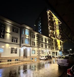 Bangunan di mana terletaknya hotel
