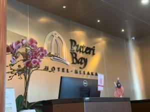 Certifikát, hodnocení, plakát nebo jiný dokument vystavený v ubytování Puteri Bay Hotel