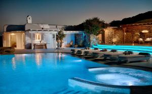 Бассейн в Lia Villas Mykonos или поблизости