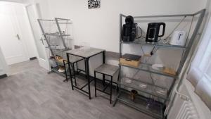 Køkken eller tekøkken på Appart 80m2 tout équipé Châteaucreux Zénith Stade