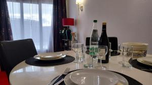 Drinks på Appart 80m2 tout équipé Châteaucreux Zénith Stade + 21 billeder