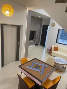 Televisyen dan/atau pusat hiburan di 近前來電梯景觀包棟別墅