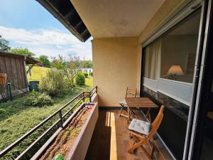Balkón nebo terasa v ubytování Ferienwohnung Bergblick