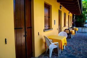 A restaurant or other place to eat at Agriturismo Ca Noale