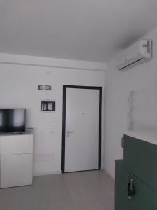 Televisyen dan/atau pusat hiburan di G&S Apartment NEW!!