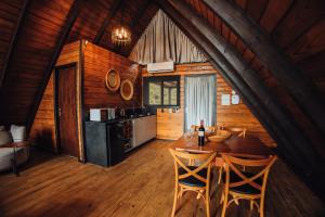 Dapur atau dapur kecil di Costa Serena Eco Resort