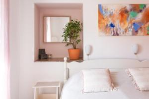Postel nebo postele na pokoji v ubytování Art Apartment SeaSoul